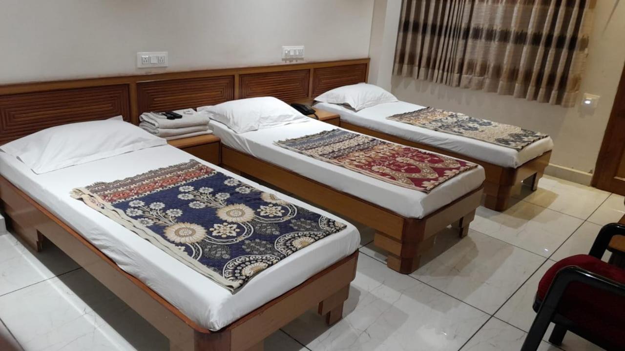 Hotel Ankit Virpur Ngoại thất bức ảnh